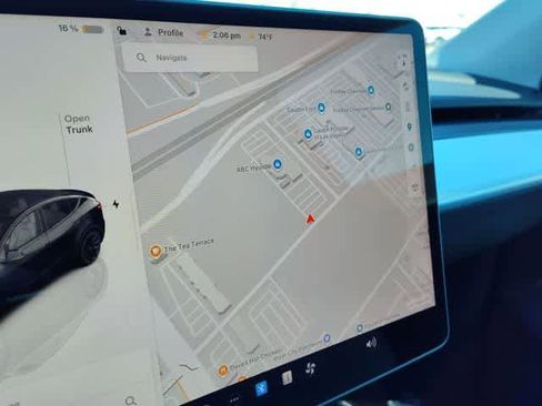 Used 2023 Tesla Model Y Long Range image 22