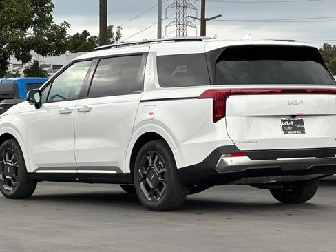 New 2026 Kia Carnival SX image 6