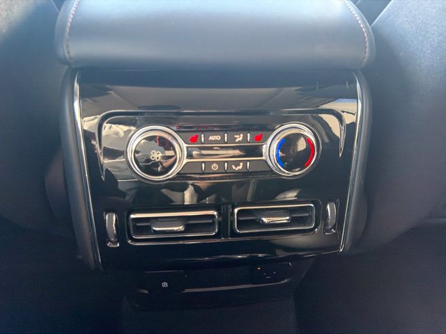 Used 2024 Lincoln Aviator AWD w/ Premium Package image 17