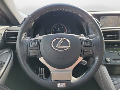 Used 2017 Lexus RC 300 AWD image 10