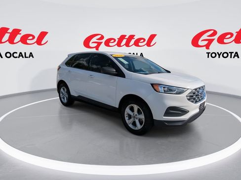 Used 2020 Ford Edge SE image 2