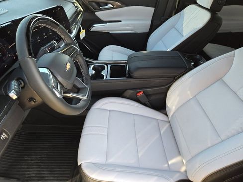 New 2026 Chevrolet Traverse High Country FWD image 5