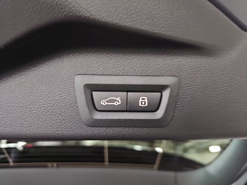 New 2026 BMW X5 sDrive40i w/ Climate Comfort Package image 15