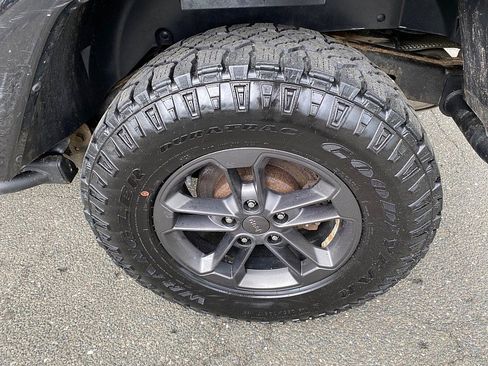 Used 2018 Jeep Wrangler Unlimited Sport AWD/4WD image 12