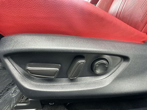 Used 2025 Toyota Camry XSE FWD image 22