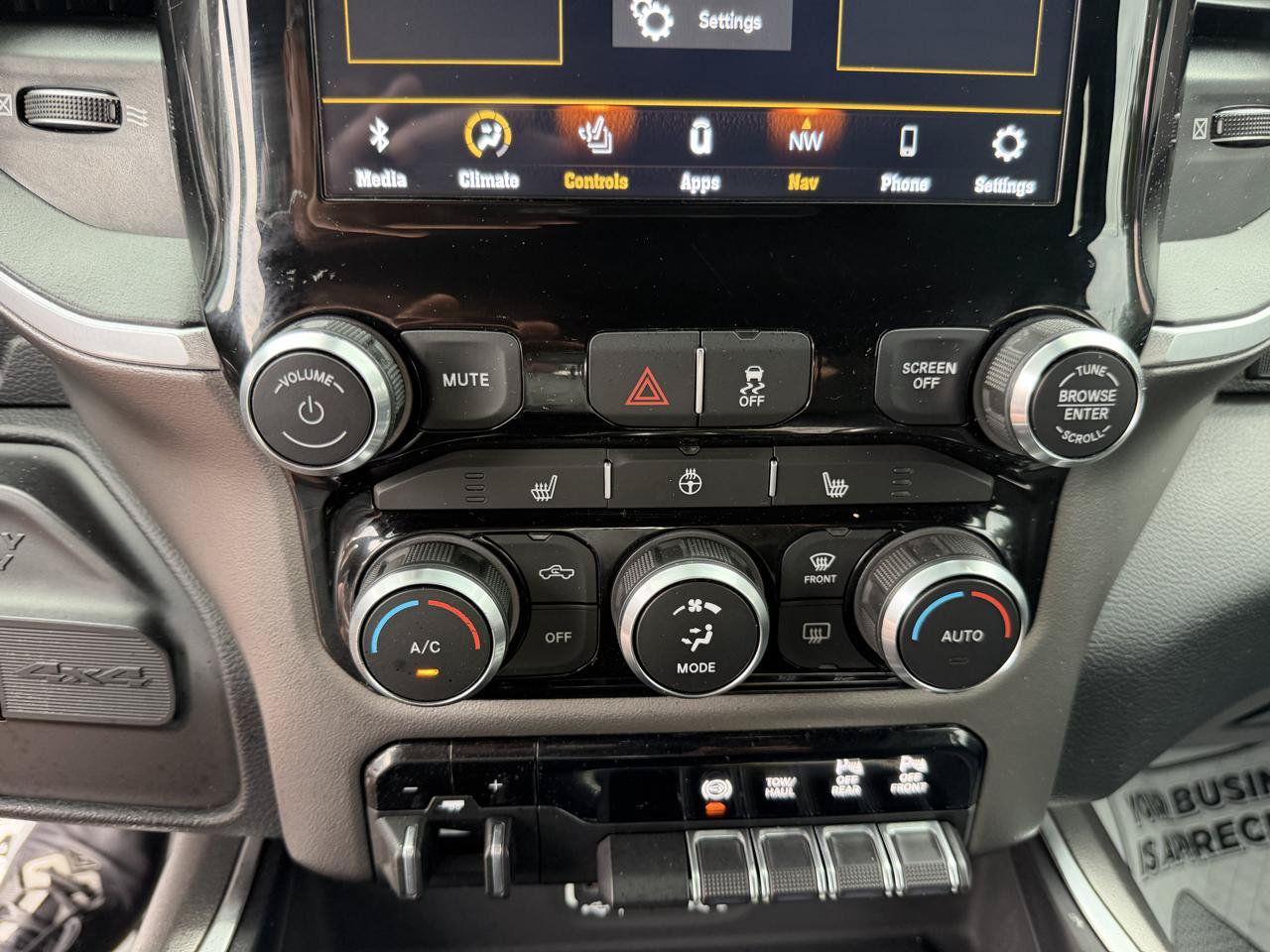 Used 2019 RAM 3500 Big Horn AWD/4WD image 25