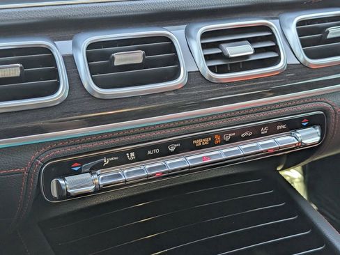 Used 2021 Mercedes-Benz GLE 53 AMG GLE 53 AMG image 17