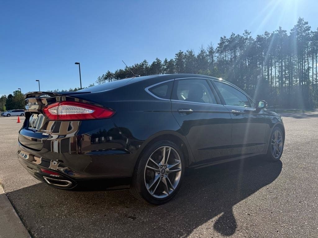 Used 2016 Ford Fusion Titanium AWD/4WD image 4