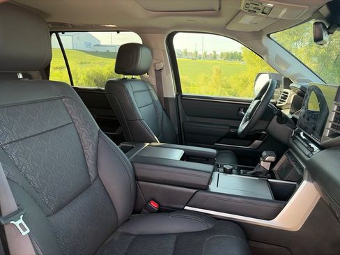 Used 2024 Toyota Sequoia Limited AWD/4WD image 7