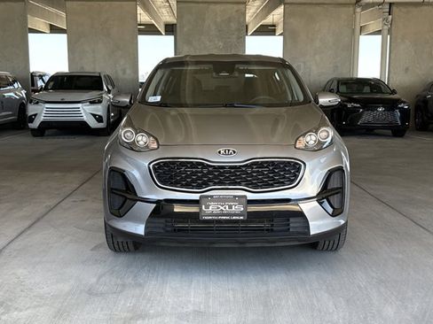 Used 2022 Kia Sportage LX w/ LX FWD Value Edition Package image 7