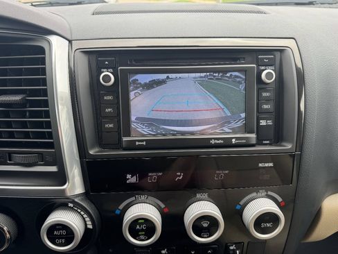 Used 2018 Toyota Sequoia SR5 w/ Premium Package AWD/4WD image 17