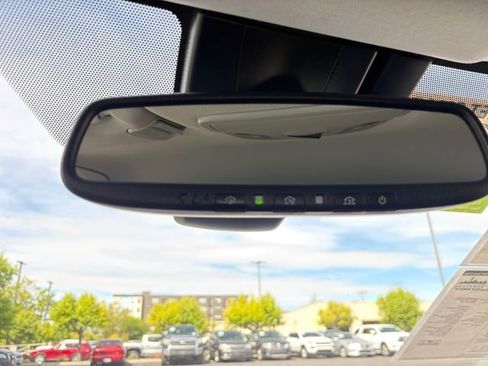 Used 2019 Toyota Prius XLE image 25