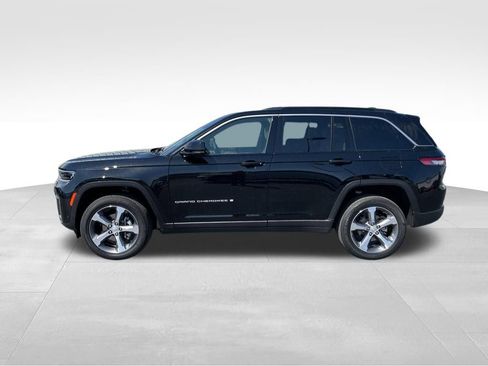 New 2026 Jeep Grand Cherokee Limited AWD/4WD image 4