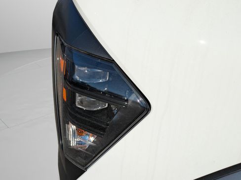 New 2026 Hyundai Kona SEL Premium image 14