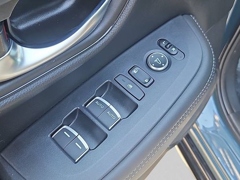 Used 2025 Honda HR-V EX-L image 22