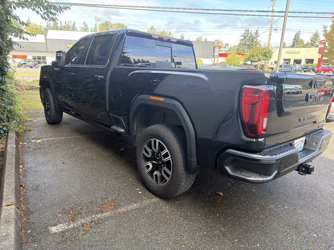 Used 2022 GMC Sierra 2500 AT4 w/ AT4 Premium Plus Package AWD/4WD image 3