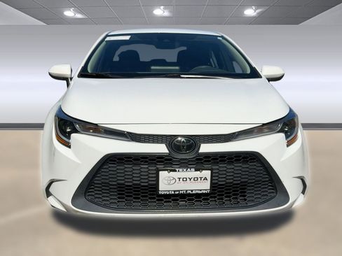 Used 2022 Toyota Corolla LE image 6