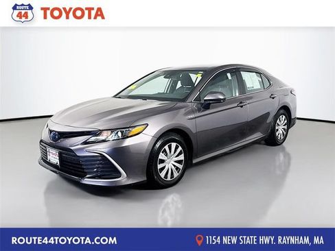 Used 2021 Toyota Camry LE FWD image 1