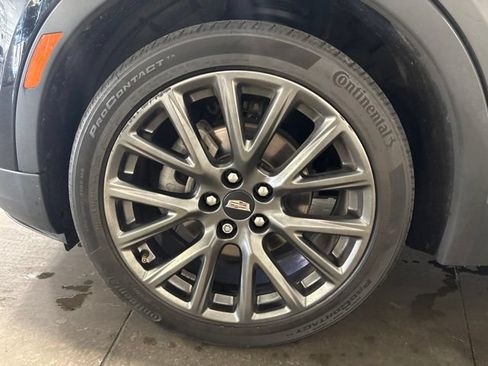 Used 2020 Cadillac XT4 Sport w/ LPO, Midnight Sport Package AWD/4WD image 7