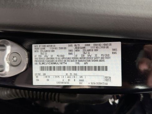 Used 2021 Lincoln Corsair Standard w/ Equipment Group 101A image 20