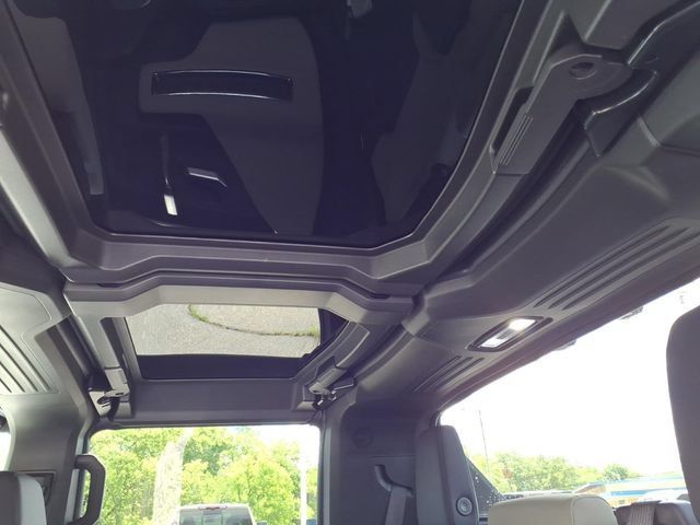 New 2026 GMC Hummer EV SUV AWD/4WD image 24