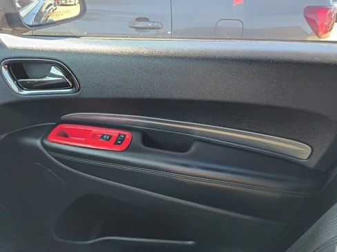 Used 2019 Dodge Durango GT image 25