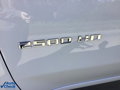 Used 2025 Chevrolet Silverado 2500 Custom w/ Custom Value Package image 48