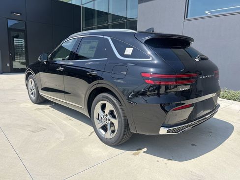 New 2026 Genesis GV70 2.5T Advanced image 5