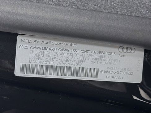 Used 2020 Audi R8 V10 w/ Carbon Exterior Package image 31