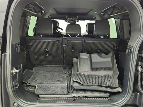 Used 2023 Land Rover Defender 110 X AWD/4WD image 23