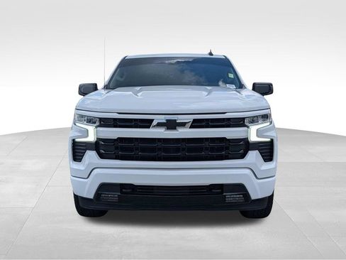 Used 2025 Chevrolet Silverado 1500 RST w/ Z71 Off-Road Package AWD/4WD image 9