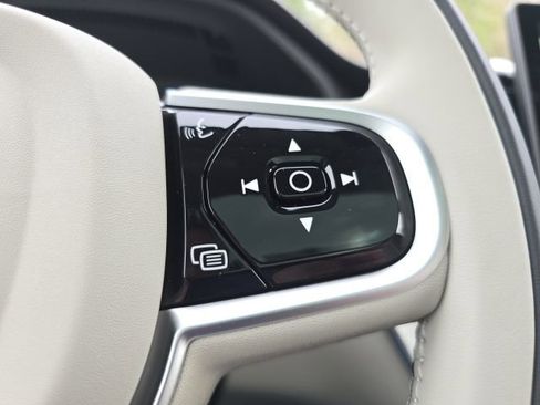 New 2026 Volvo XC60 T8 Ultra w/ Protection Package Premier AWD/4WD image 28