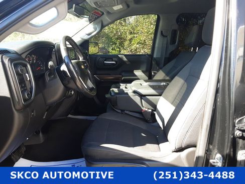 Used 2020 Chevrolet Silverado 1500 LT w/ Convenience Package image 11