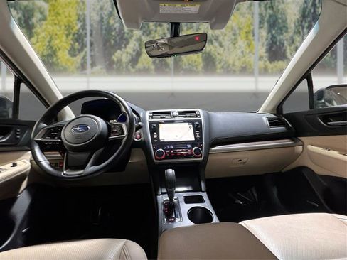 Used 2018 Subaru Outback 2.5i Limited image 24