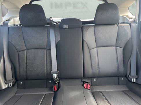 Used 2022 Subaru Crosstrek 2.0i image 10