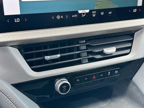 New 2026 Ford Explorer Active RWD image 11