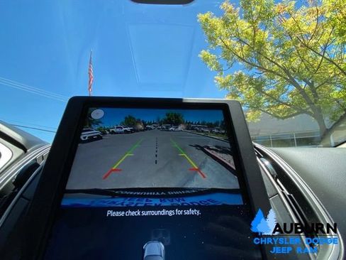 Used 2021 Ford Edge SEL w/ Convenience Package AWD/4WD image 41