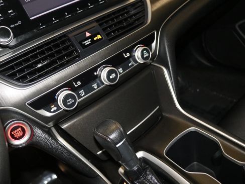 Used 2019 Honda Accord LX image 44