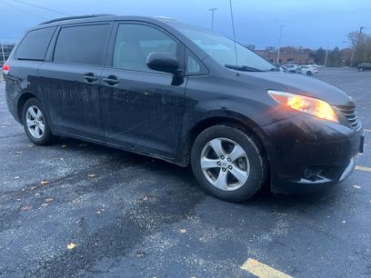 Used 2011 Toyota Sienna LE