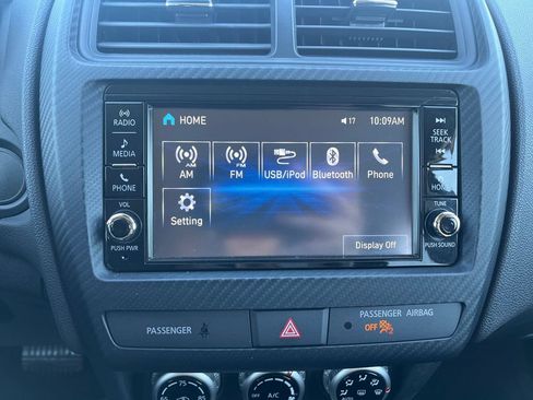 Used 2025 Mitsubishi Outlander Sport SE AWD/4WD image 24