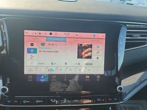 Used 2023 Jeep Wagoneer 4WD image 24