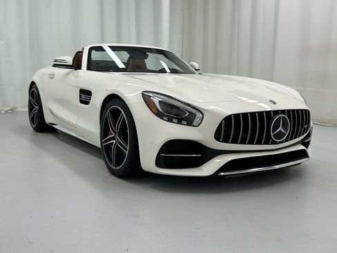 Used 2018 Mercedes-Benz AMG GT C image 2