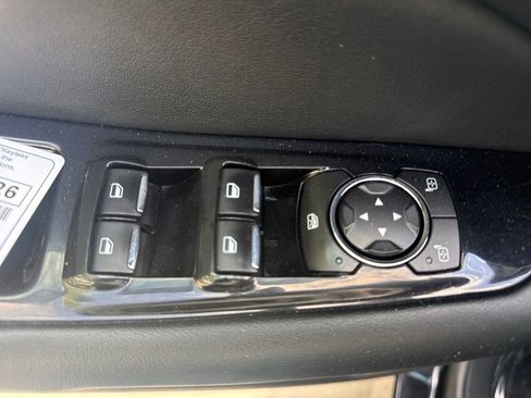 Used 2020 Ford Edge SEL w/ Convenience Package image 15