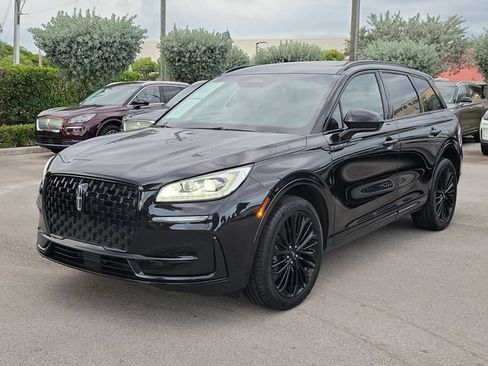 Certified 2023 Lincoln Corsair Reserve w/ Jet Appearance Package FWD image 3