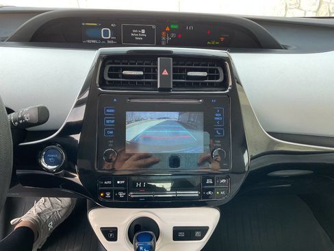 Used 2017 Toyota Prius Two w/ Prius Two Safety Plus Package image 21