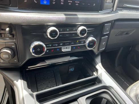 Used 2024 Ford F250 Platinum AWD/4WD image 19