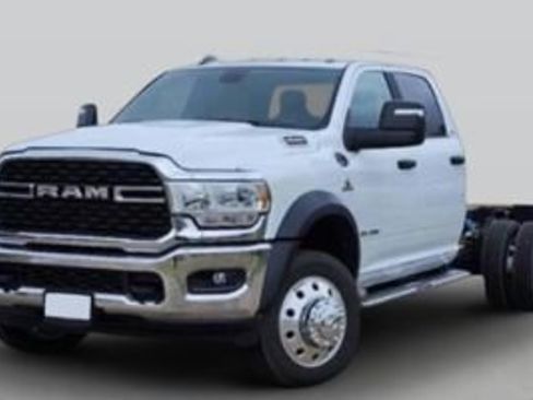 New 2026 RAM 5500 Tradesman w/ Chrome Appearance Group image 1