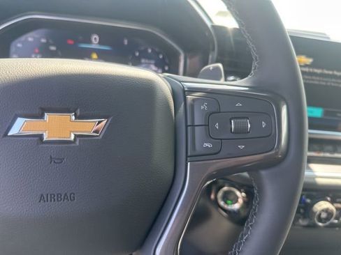New 2026 Chevrolet Silverado 1500 High Country w/ LPO, Dark Essentials Package AWD/4WD image 20