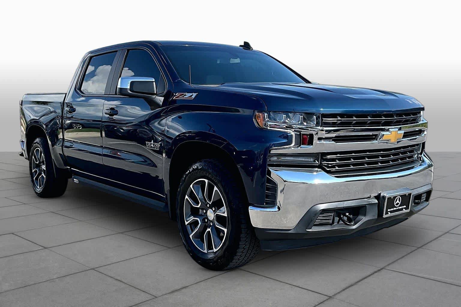 Used 2021 Chevrolet Silverado 1500 LT w/ Texas Edition Plus AWD/4WD image 3