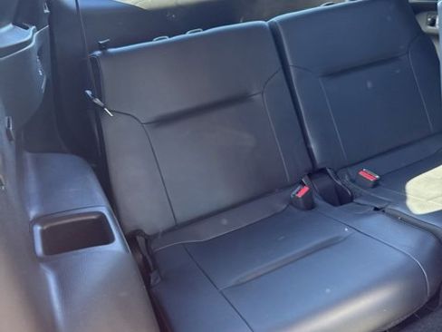 Used 2022 Mitsubishi Outlander SE image 22